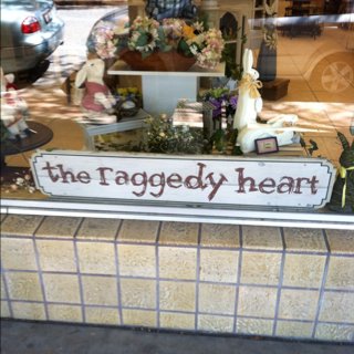 The Raggedy Heart ~ Closed
